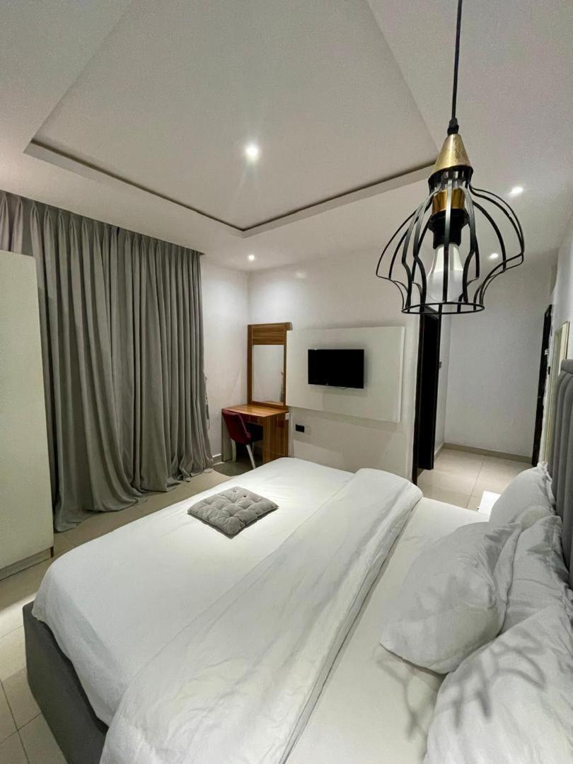 Jada Hotel And Suits Lagos Esterno foto