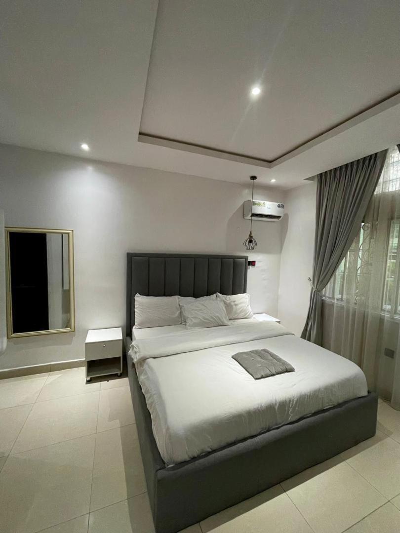 Jada Hotel And Suits Lagos Esterno foto